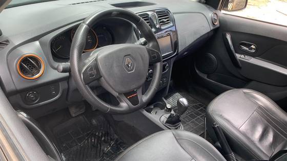 RENAULT SANDERO 1.6 STEPWAY 8V FLEX 4P AUTOMATIZADO